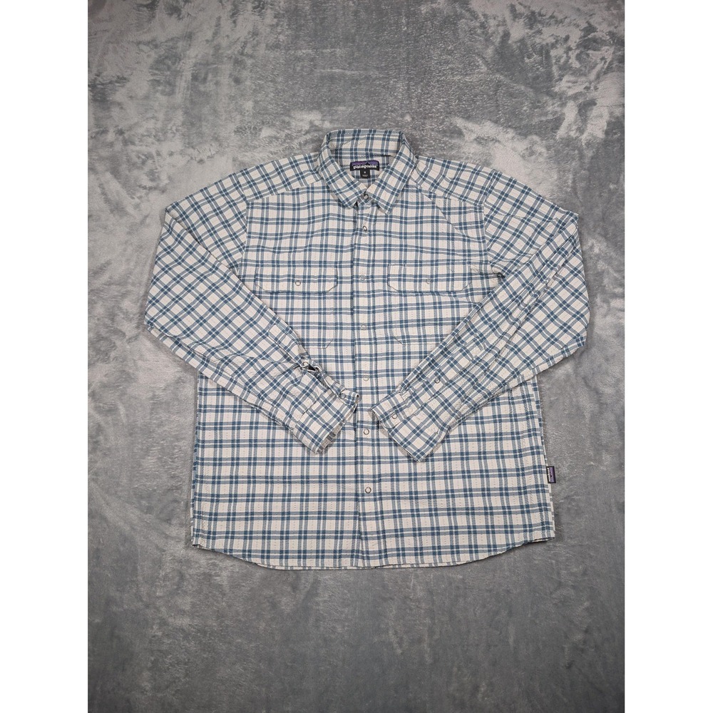 Patagonia Shirt Mens Medium Blue Plaid Long Sleeve Snap Front Performance Casual